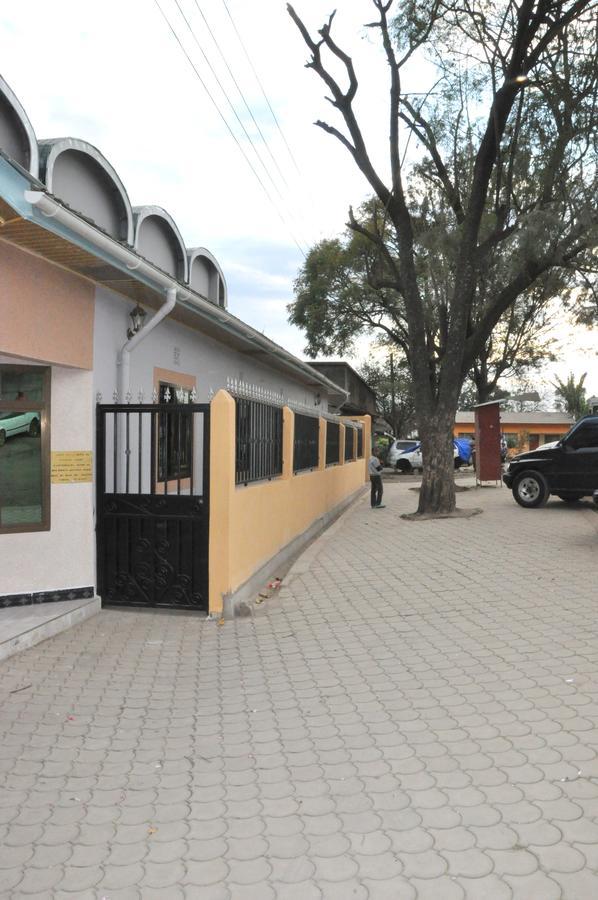 Eseriani Lodge Arusha Exterior photo